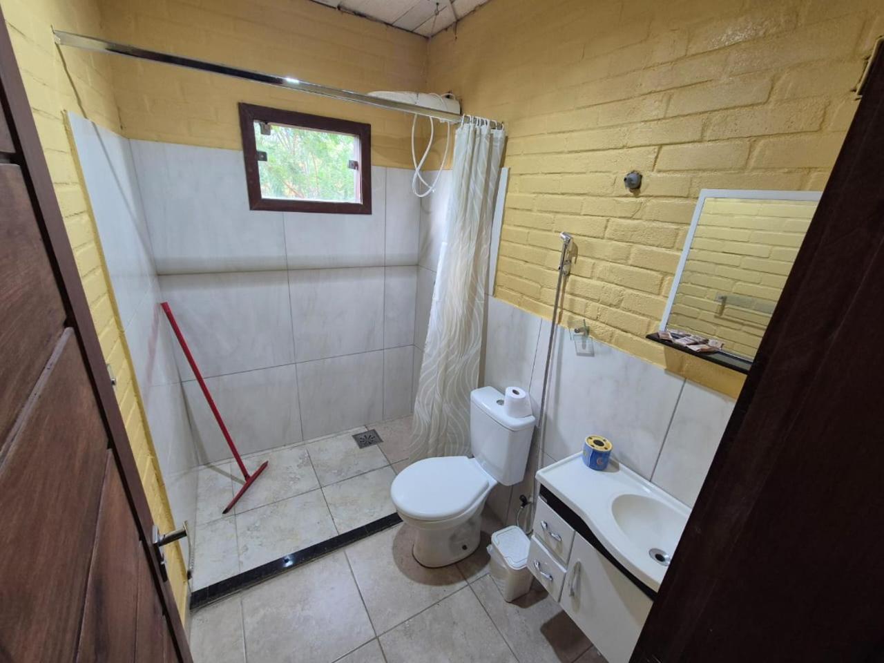 Flat Na Area De Valadares Com Ar Garagem Wifi Cozinha Completa Grupos Ou Casais Apartment *