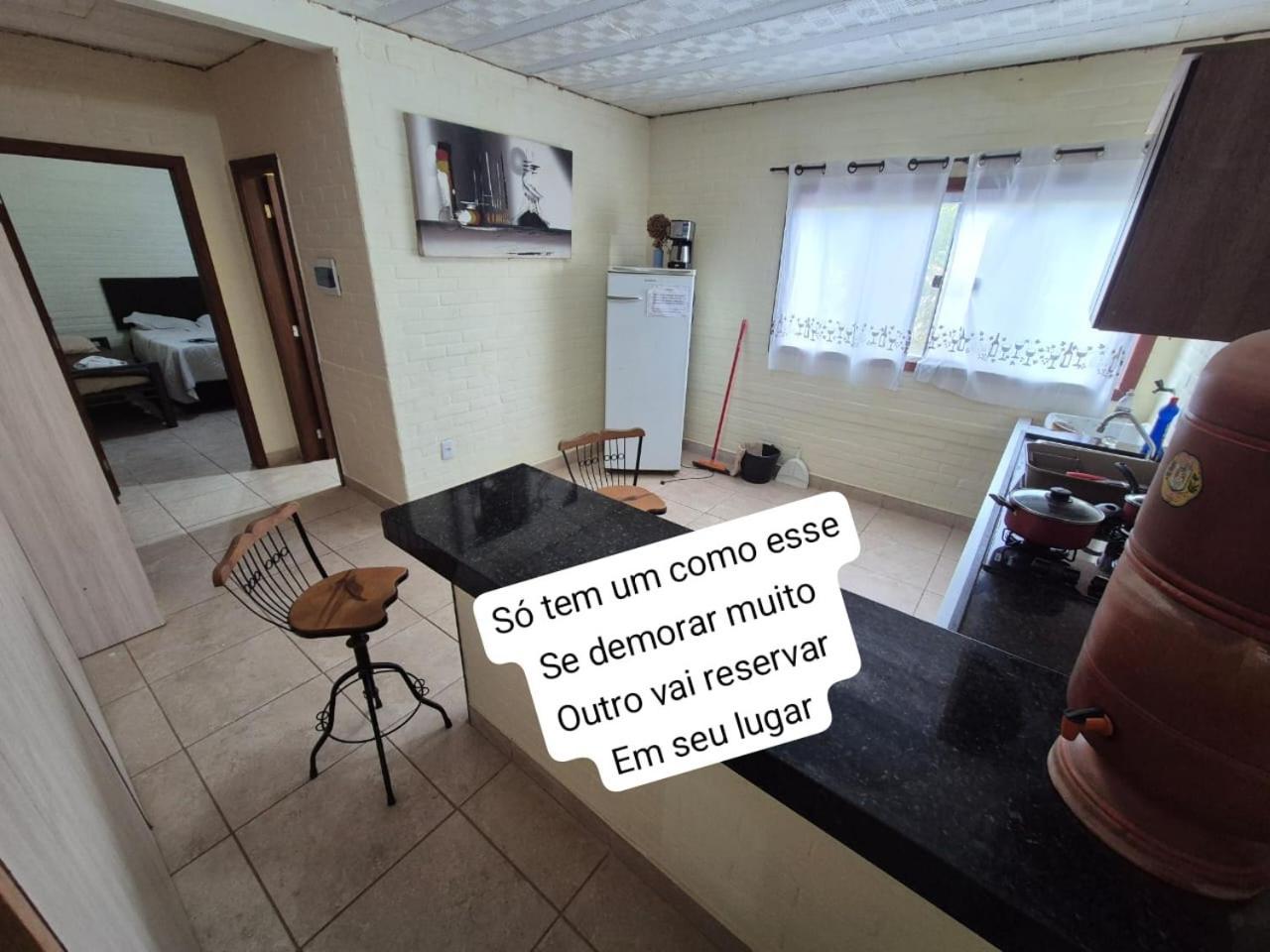 Flat Na Area De Valadares Com Ar Garagem Wifi Cozinha Completa Grupos Ou Casais Apartment Governador Valadares