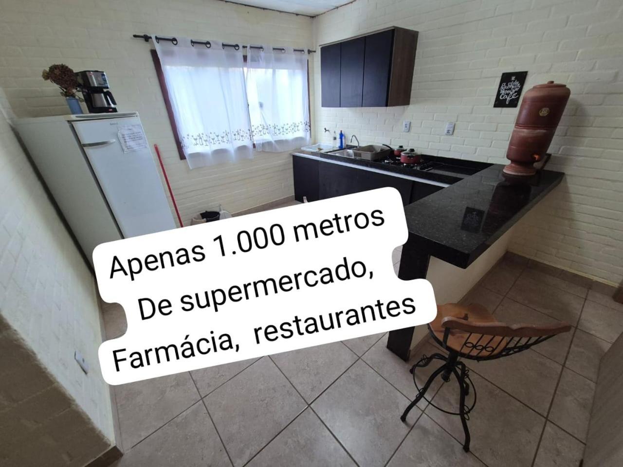 Flat Na Area De Valadares Com Ar Garagem Wifi Cozinha Completa Grupos Ou Casais *